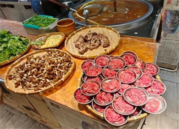 阿秋嫂生烫牛肉米线加盟费