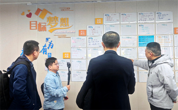 单元合伙模式专家刘少华老师参访千米快修总部