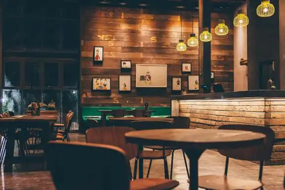 初次创业毫无经验？在上海初次创业开什么店合适？