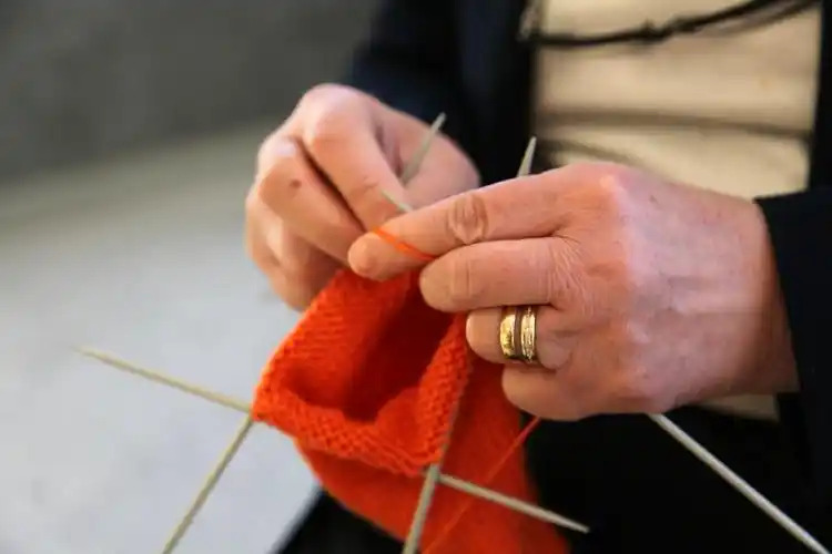 女人退休后怎么挣钱？适合中老年女性的赚钱攻略分享！