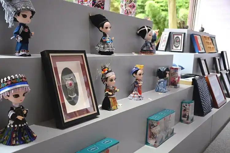 深度揭秘！景区卖啥东西最挣钱？高利润商品大盘点！