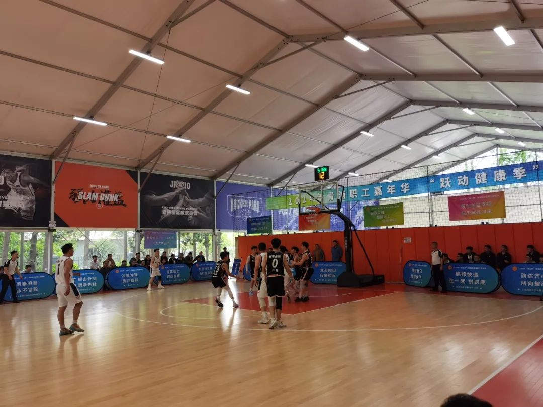 开篮球馆挣钱吗？从前期投入到盈利模式全解析！