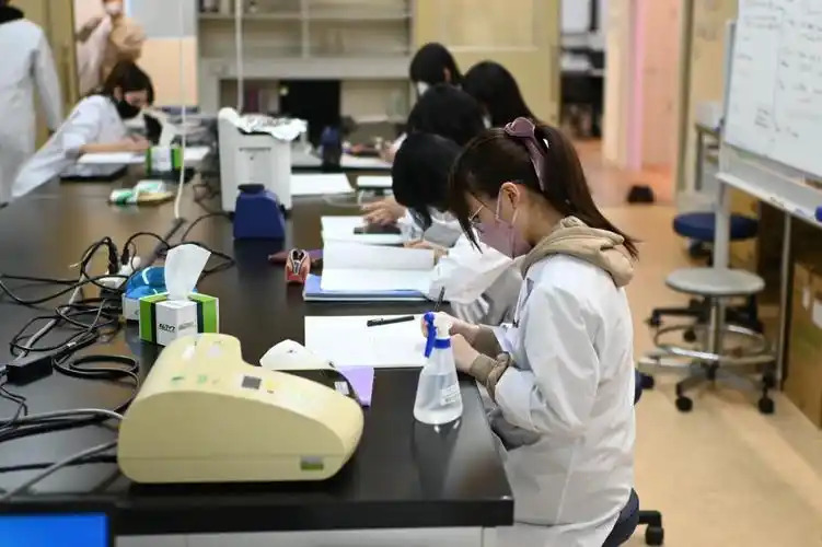 深度揭秘高利润冷门生意创业：不为人知的财富商机挖掘！