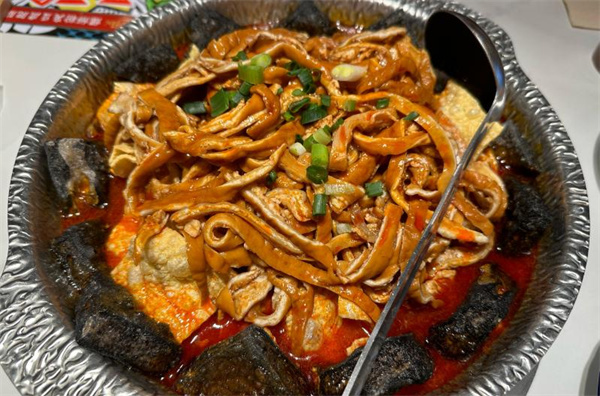 螺蛳粉肥肠臭豆腐火锅加盟