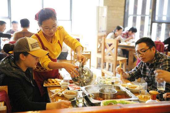 速看！假期工干什么最挣钱？深挖高回报兼职岗位！