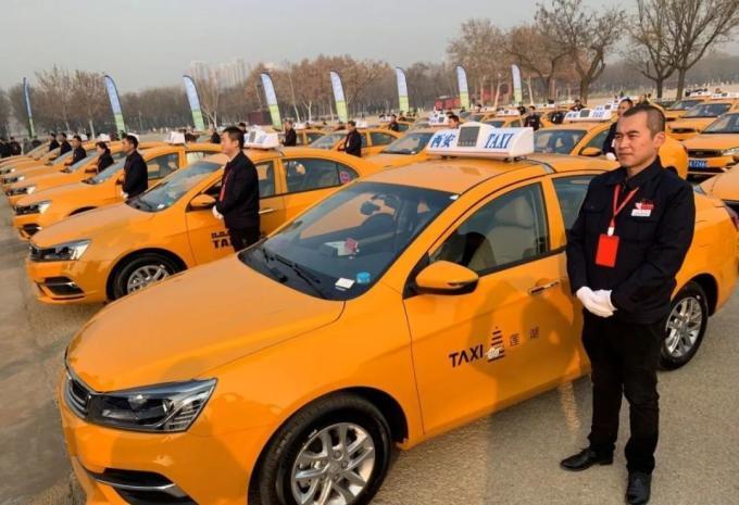 在网约车冲击与燃油成本压力下，开出租车挣钱吗？