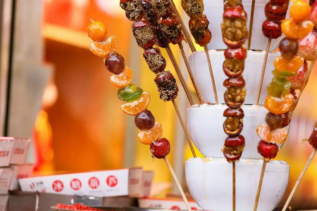 冬天卖糖葫芦挣钱吗？揭秘流动摊贩的财富密码！