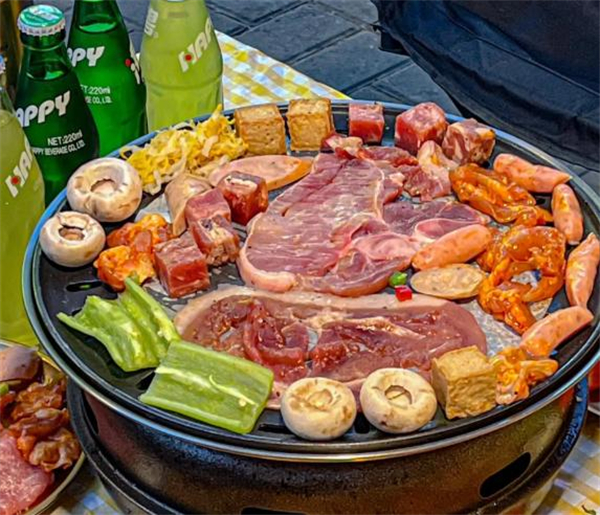 王呲呲地摊烤肉