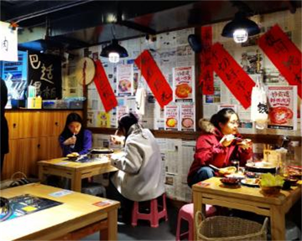 钱摊摊夺夺粉火锅加盟