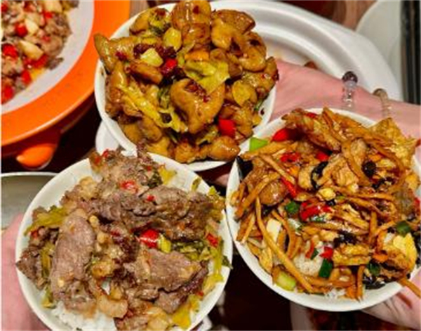 田老盒炒饭加盟费