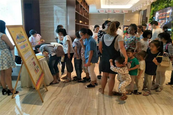 小鬼巧当家加盟