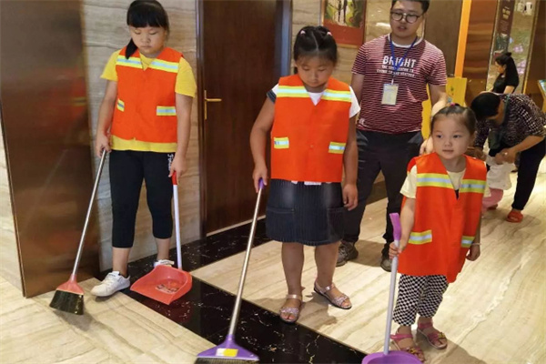 小鬼巧当家加盟