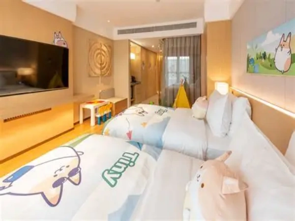 嘉利华连锁酒店