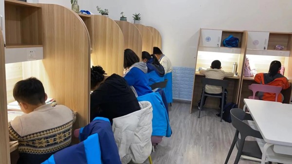 松鼠ai人工智能加盟